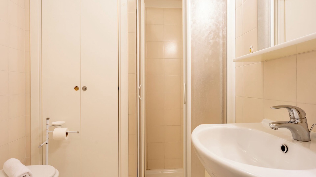Photo of Bathroom in Moggio