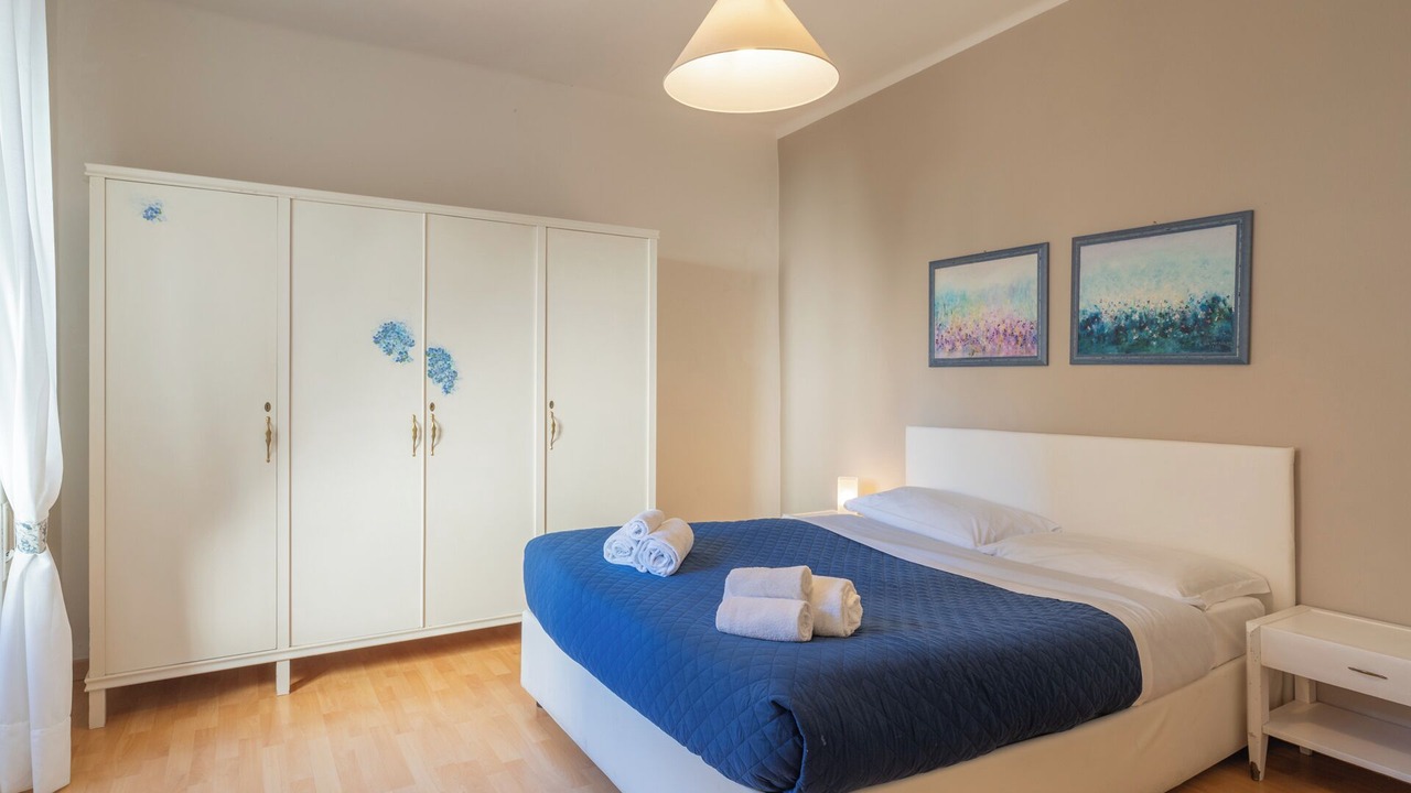 Photo of Bedroom in Mandello del Lario