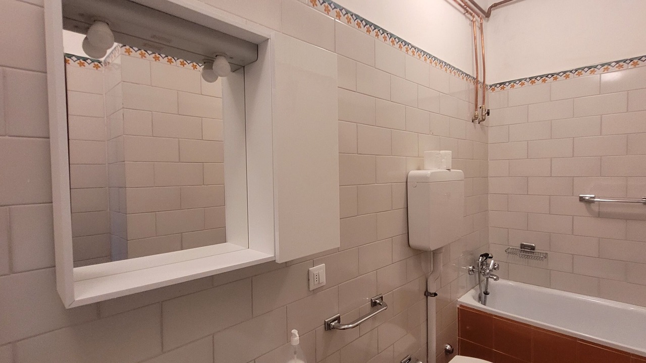 Photo of Bathroom in Moggio