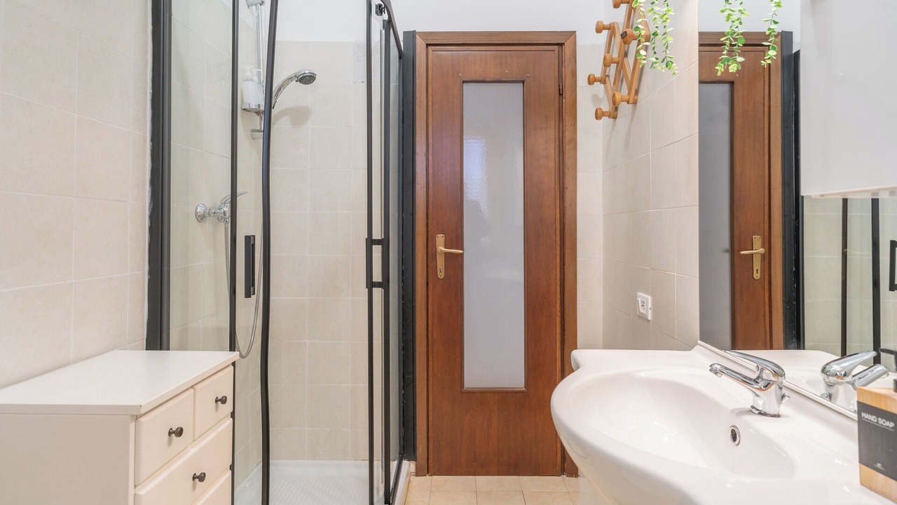Photo of Bathroom in Moggio