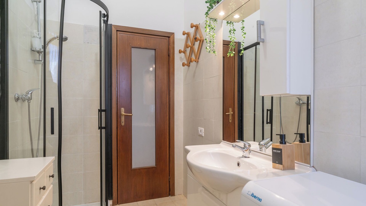 Photo of Bathroom in Moggio