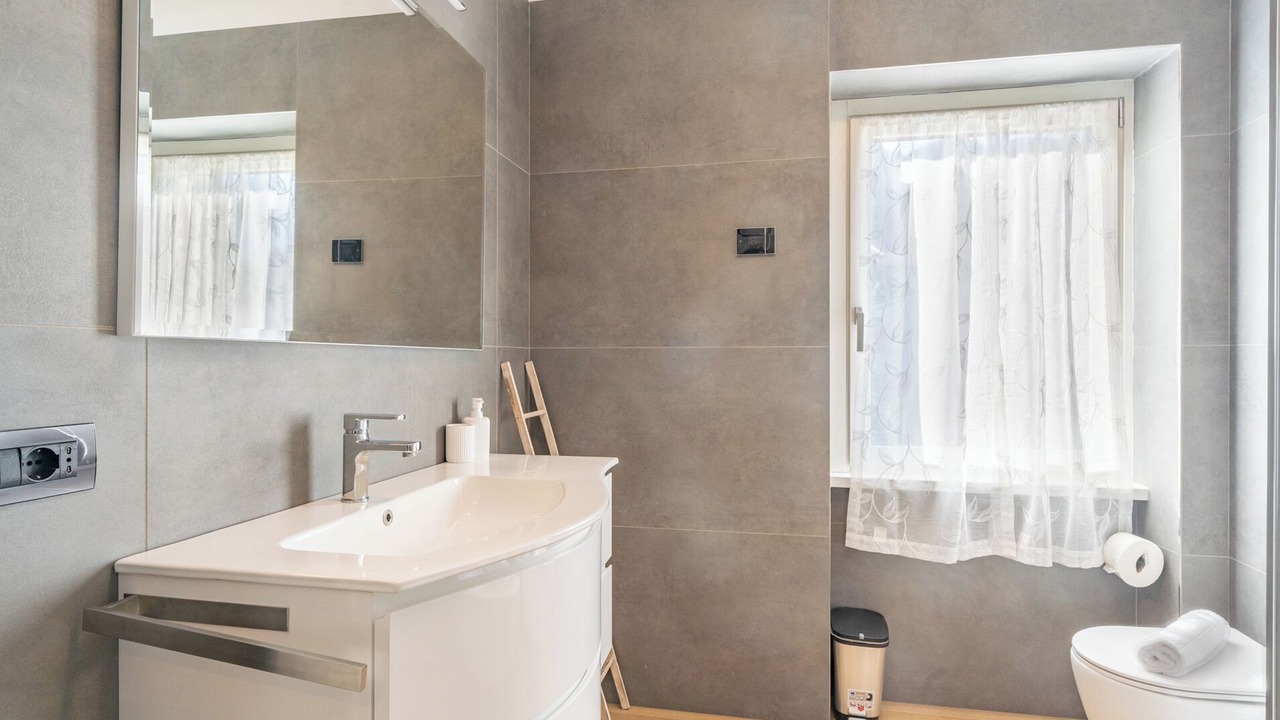 Photo of Bathroom in Maggio