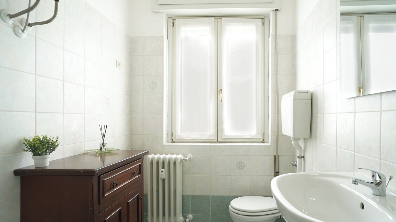 Photo of Bathroom in Cremeno