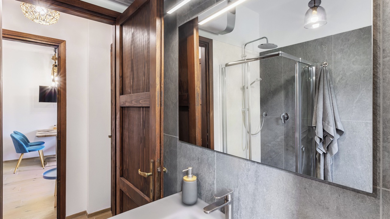 Photo of Bathroom in Cremeno