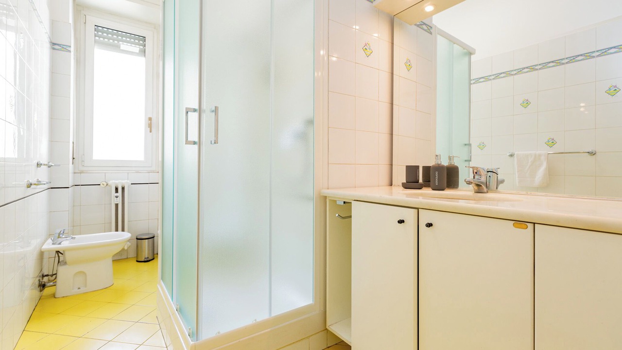 Photo of Bathroom in Zona Solari