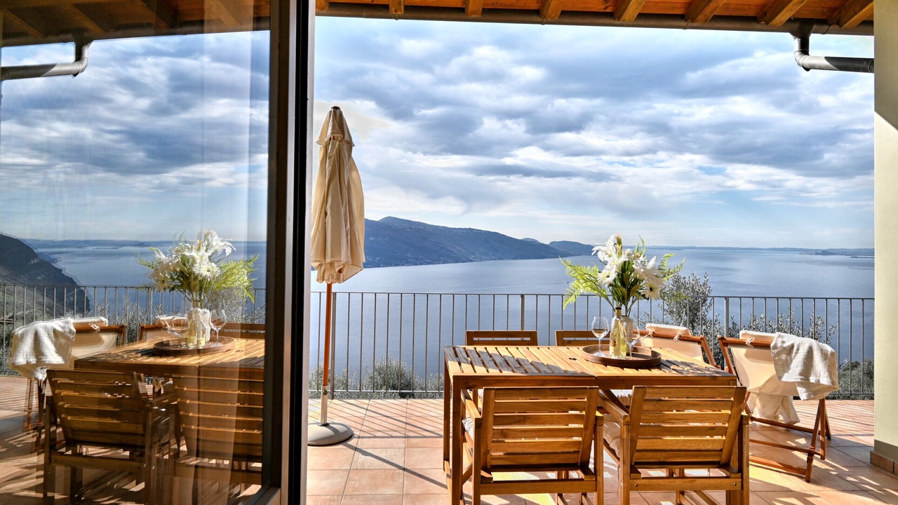 Photo of Patio Balcony in Oldesio