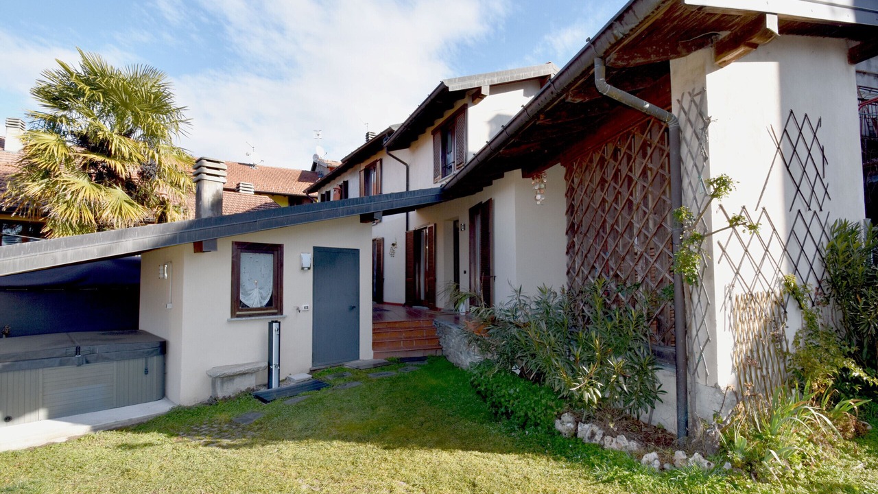 Photo of Outdoor in Poppino