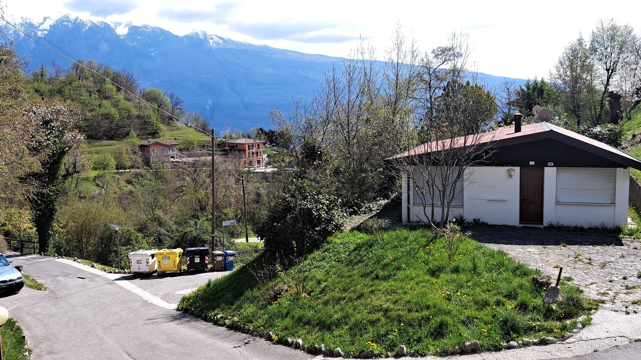 Photo of Outdoor in Aer