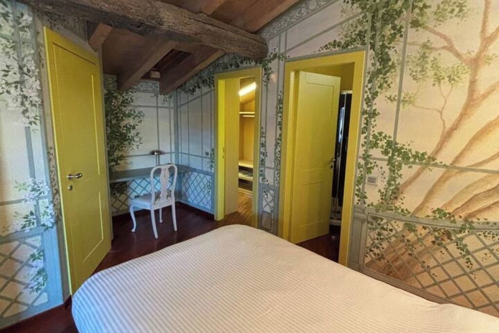 Photo of Bedroom in Bergamo