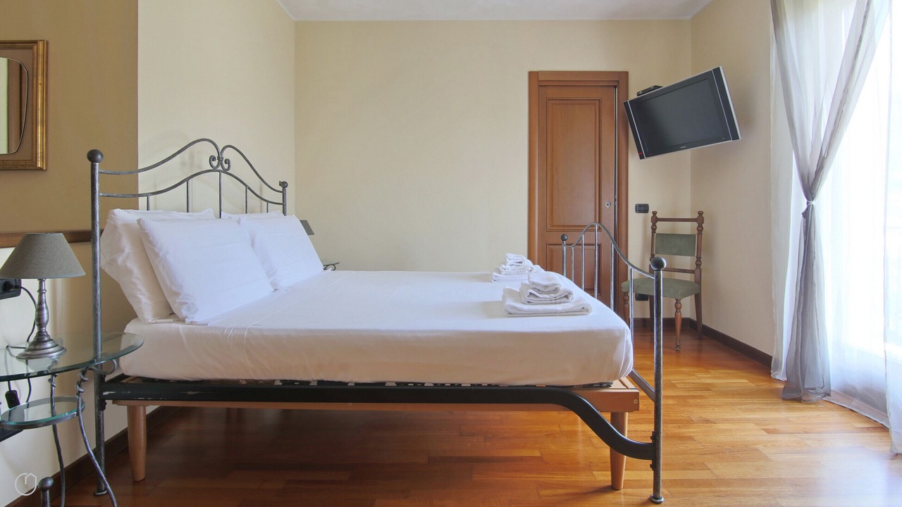 Photo of Bedroom in Cerano d'Intelvi
