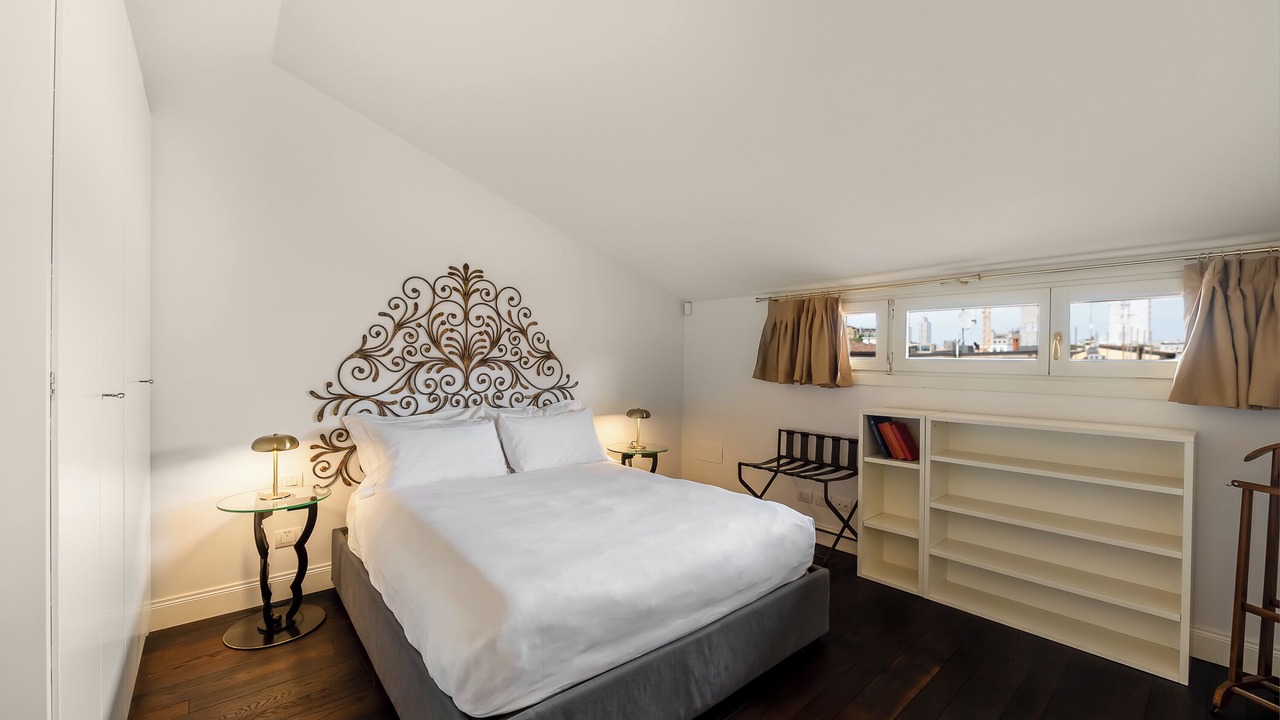 Photo of Bedroom in Milan Centre