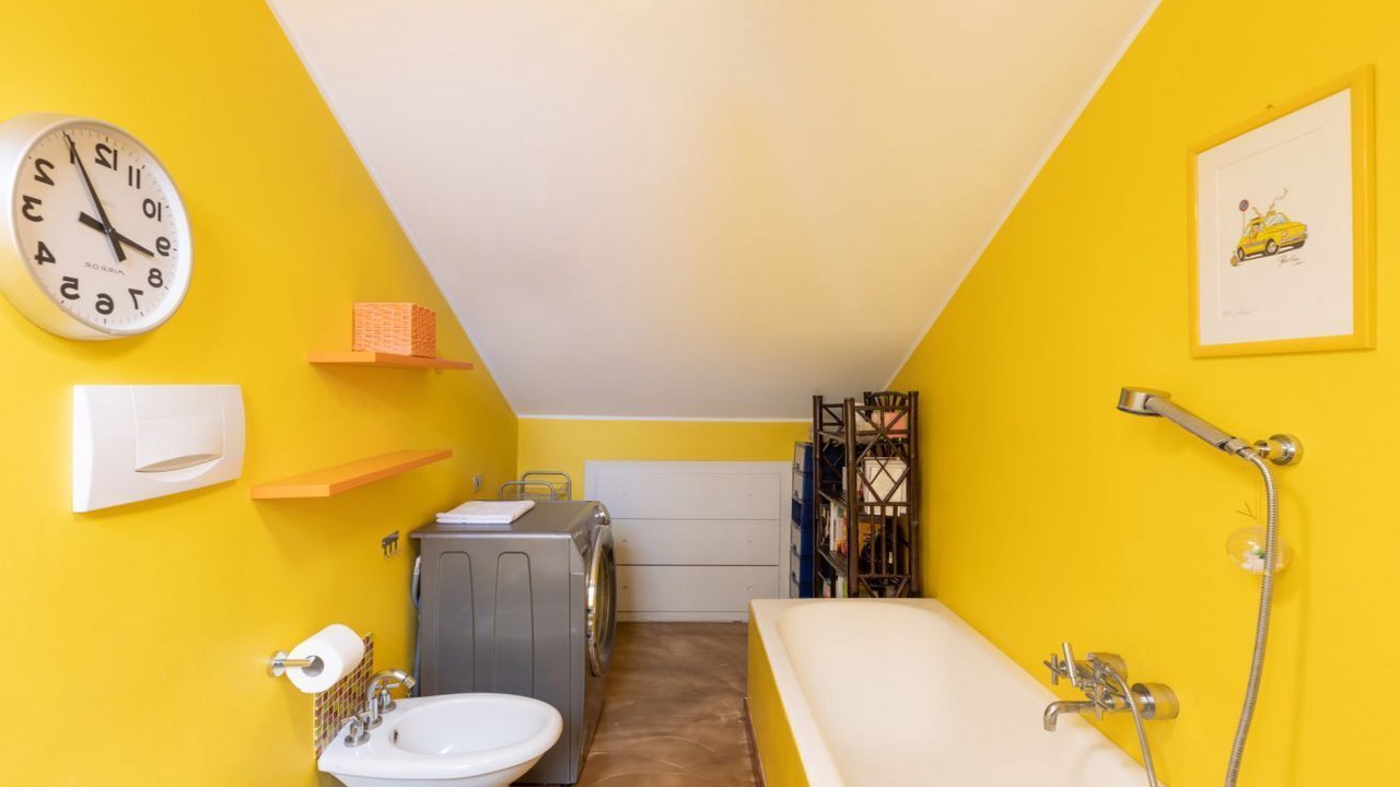 Photo of Bathroom in Chinatown