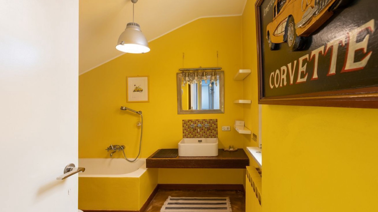 Photo of Bathroom in Chinatown