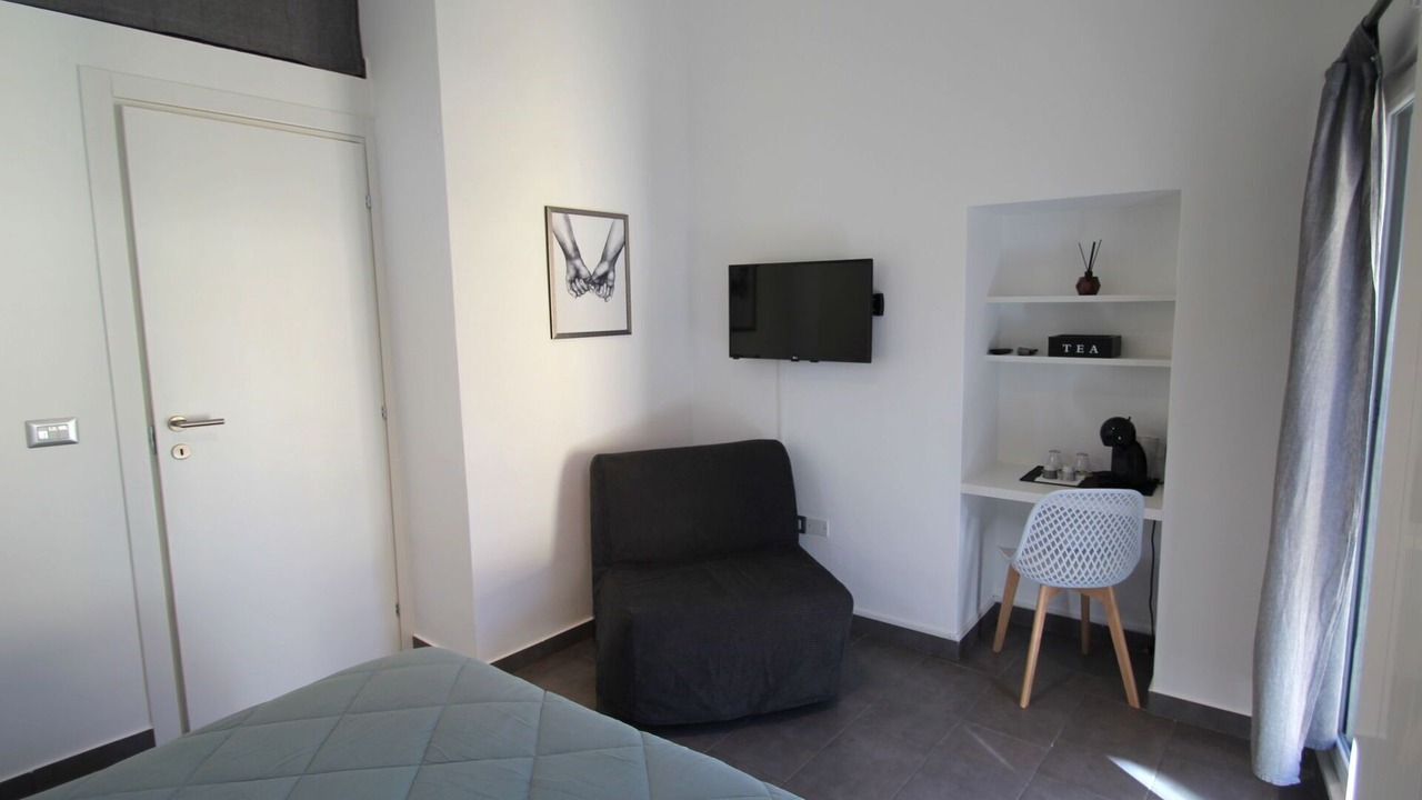 Photo of Bedroom in Lavena Ponte Tresa
