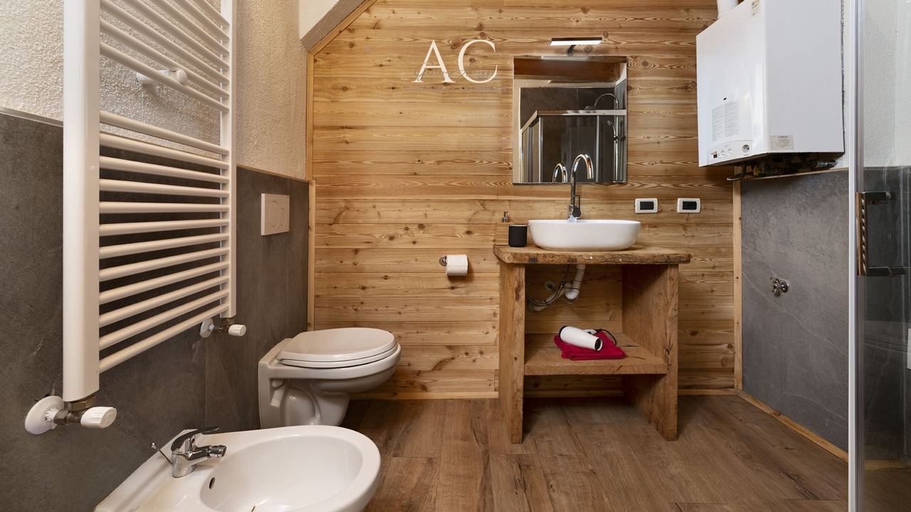 Photo of Bathroom in Vione