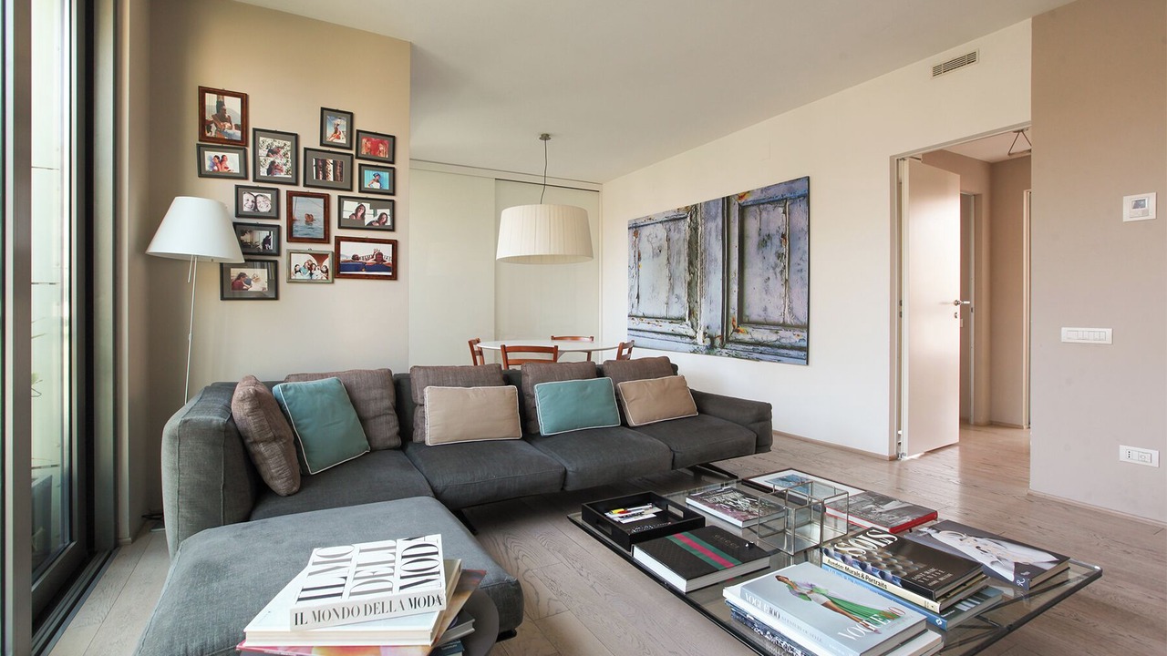 Photo of Livingroom in Chinatown