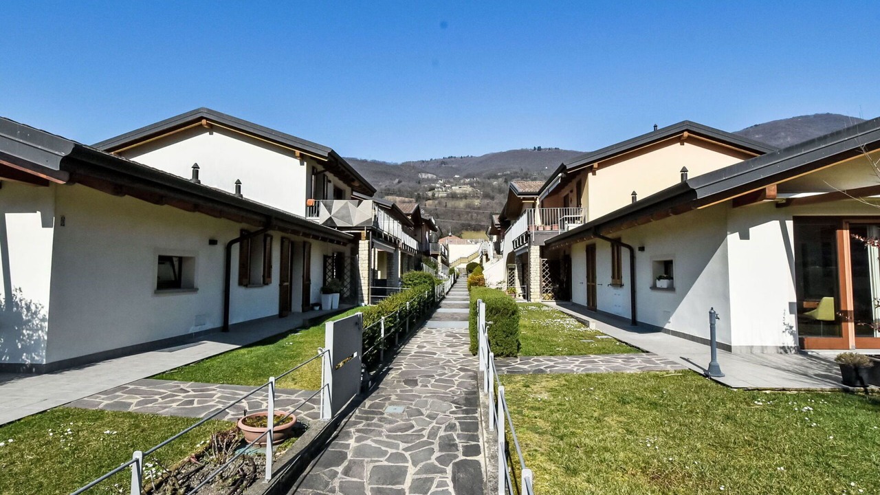 Photo of Patio Balcony in Monasterolo del Castello