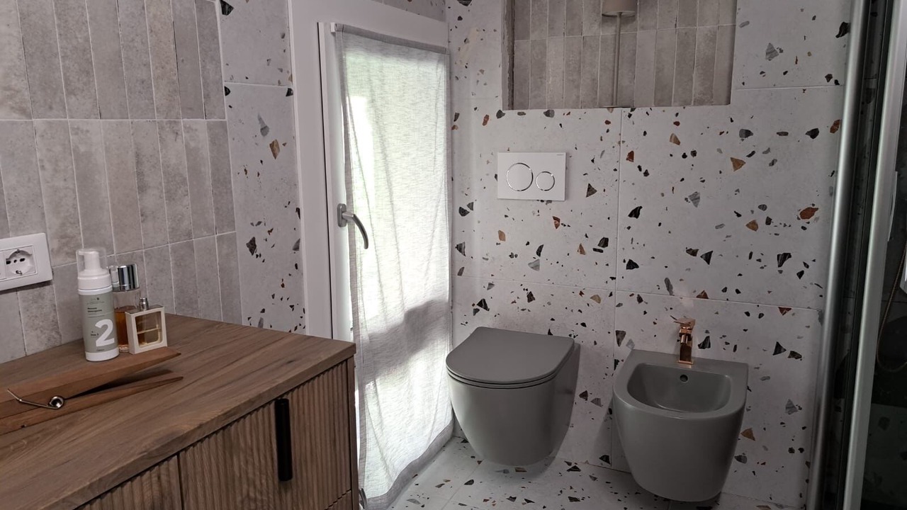 Photo of Bathroom in Predore