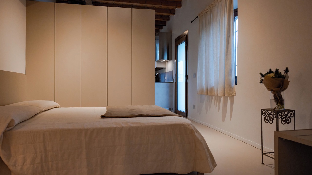 Photo of Bedroom in Roe