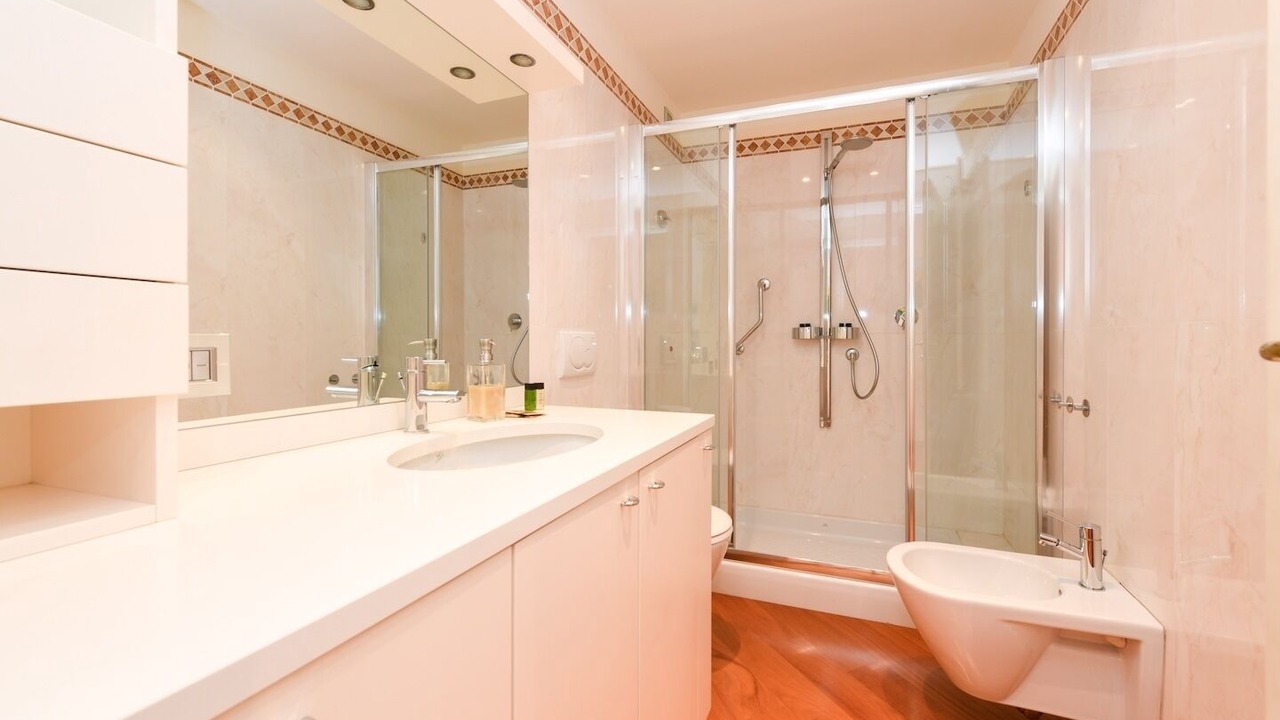Photo of Bathroom in Sirmione