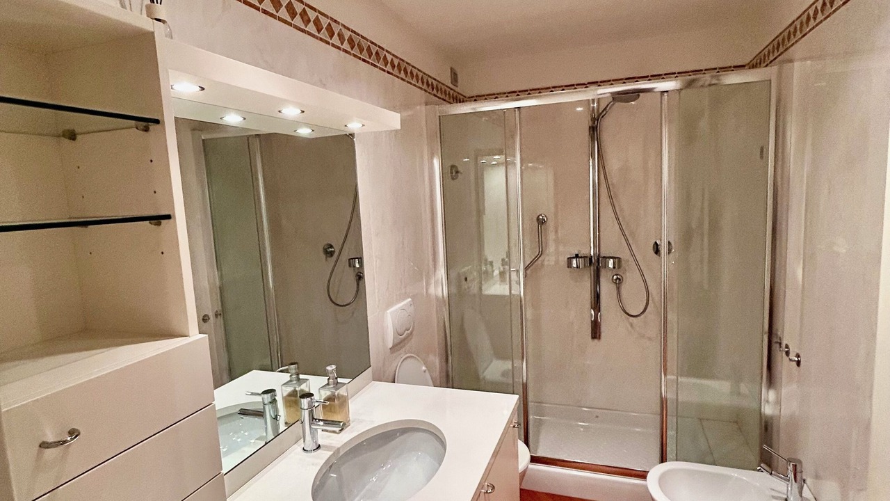 Photo of Bathroom in Sirmione