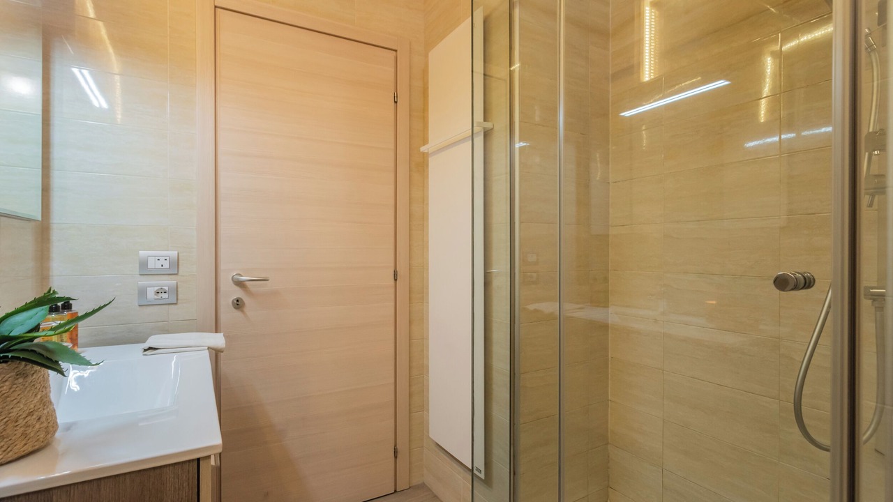 Photo of Bathroom in Como City Centre