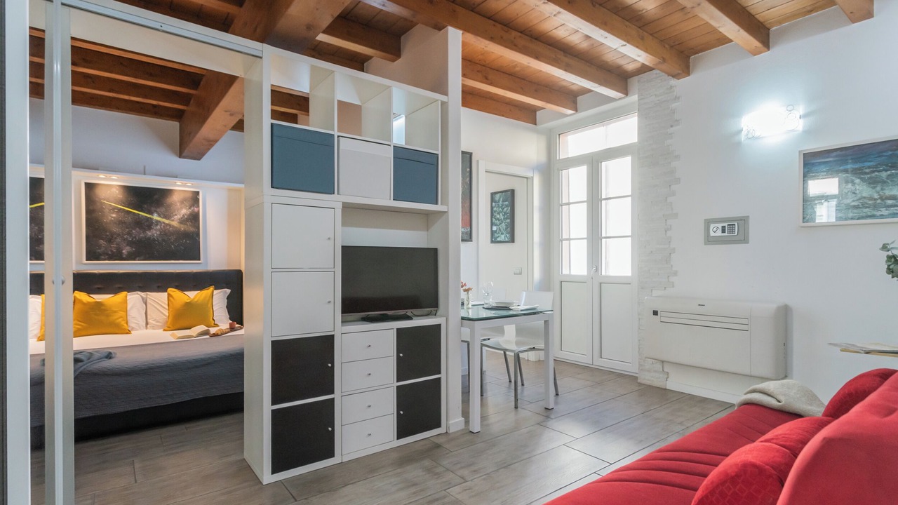 Photo of Bedroom in Como City Centre