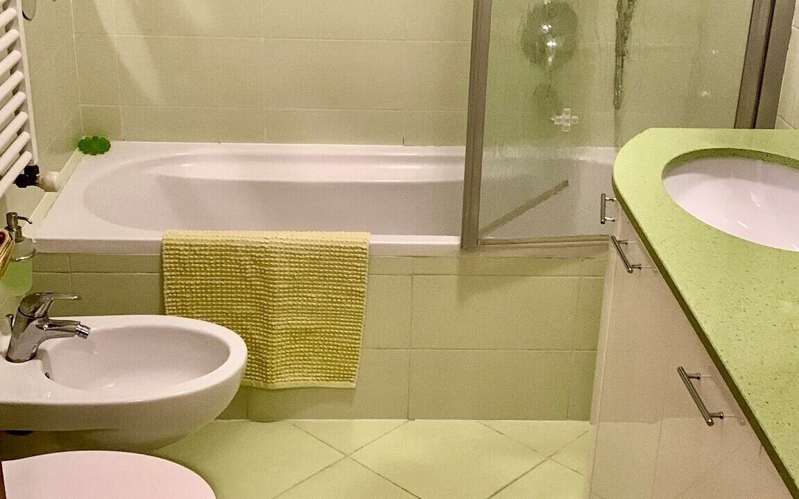 Photo of Bathroom in Albate