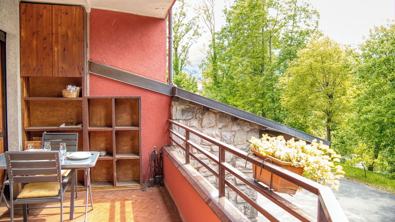 Photo of Outdoor in Cremeno