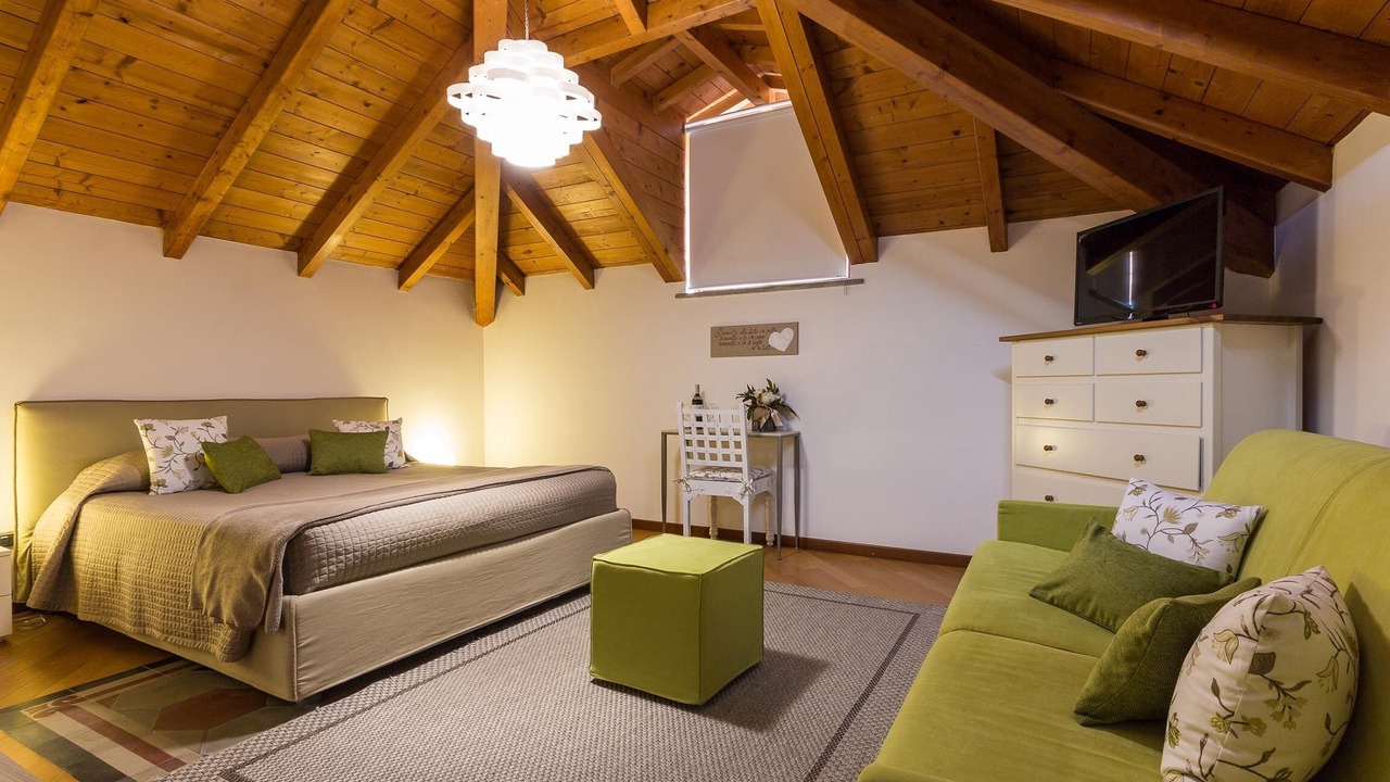 Photo of Bedroom in Como