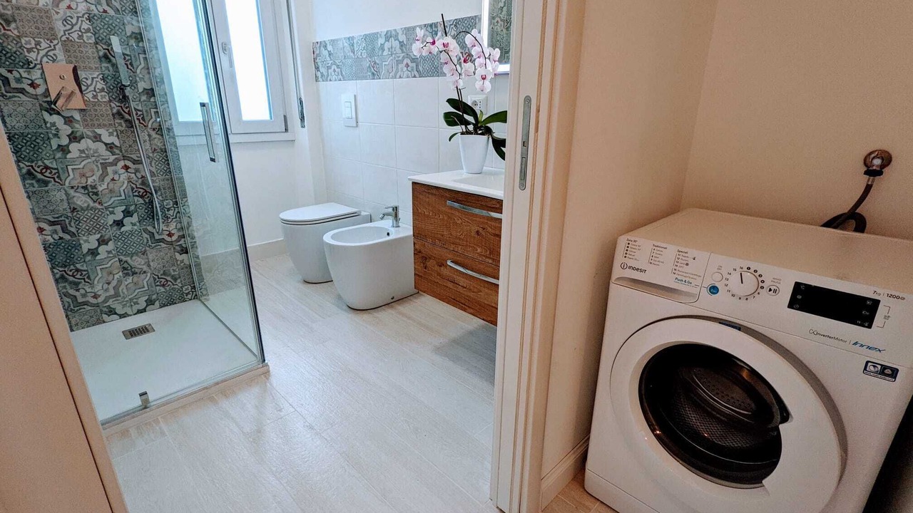 Photo of Bathroom in Lorenteggio
