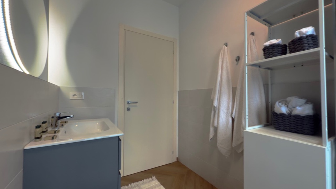 Photo of Bathroom in Lorenteggio