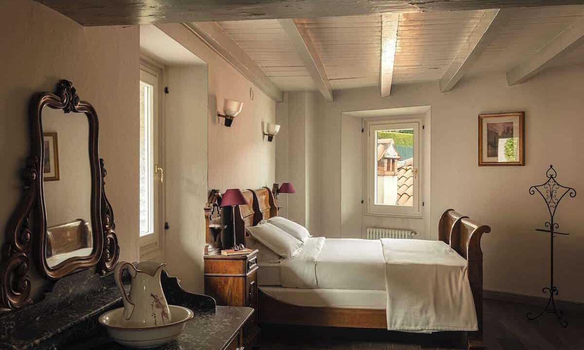 Photo of Bedroom in Ossuccio