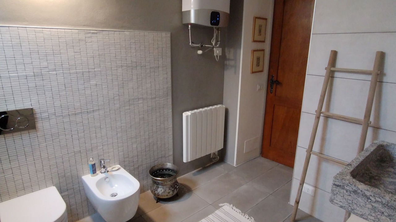 Photo of Bathroom in Canzo