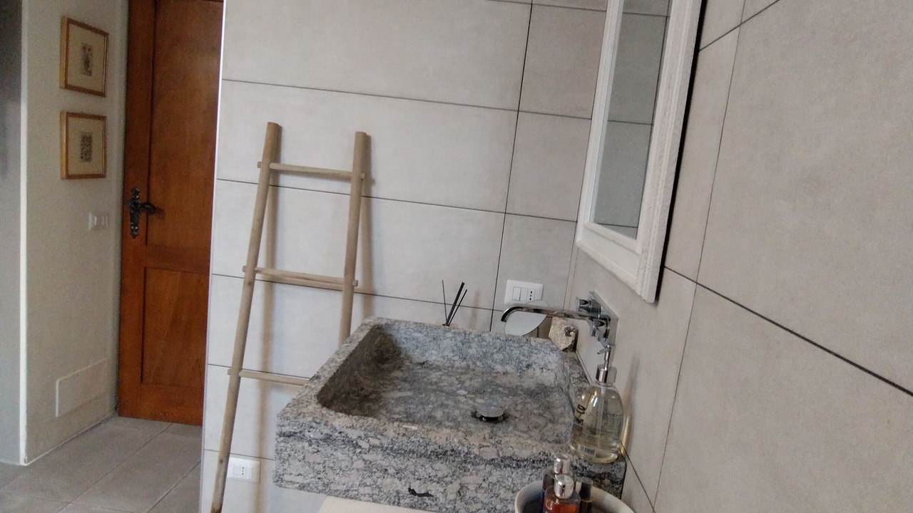 Photo of Bathroom in Canzo