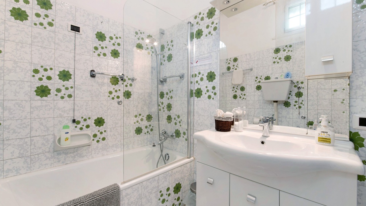 Photo of Bathroom in Olginate