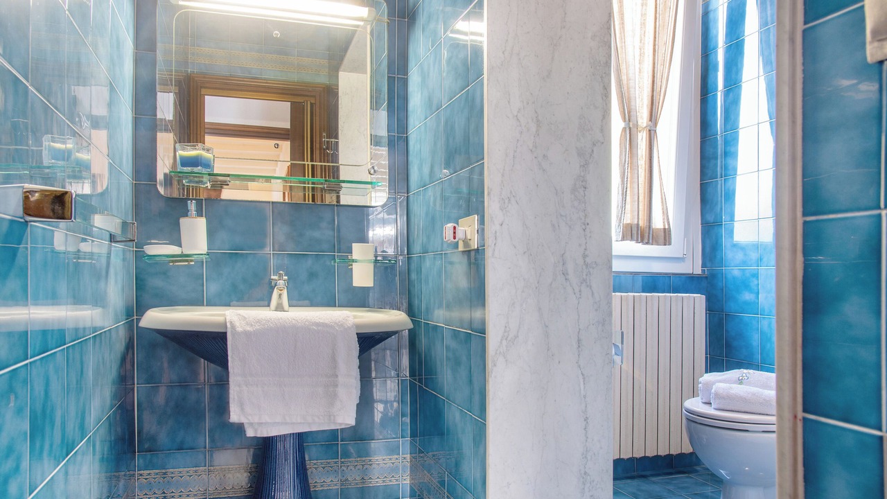 Photo of Bathroom in Laveno