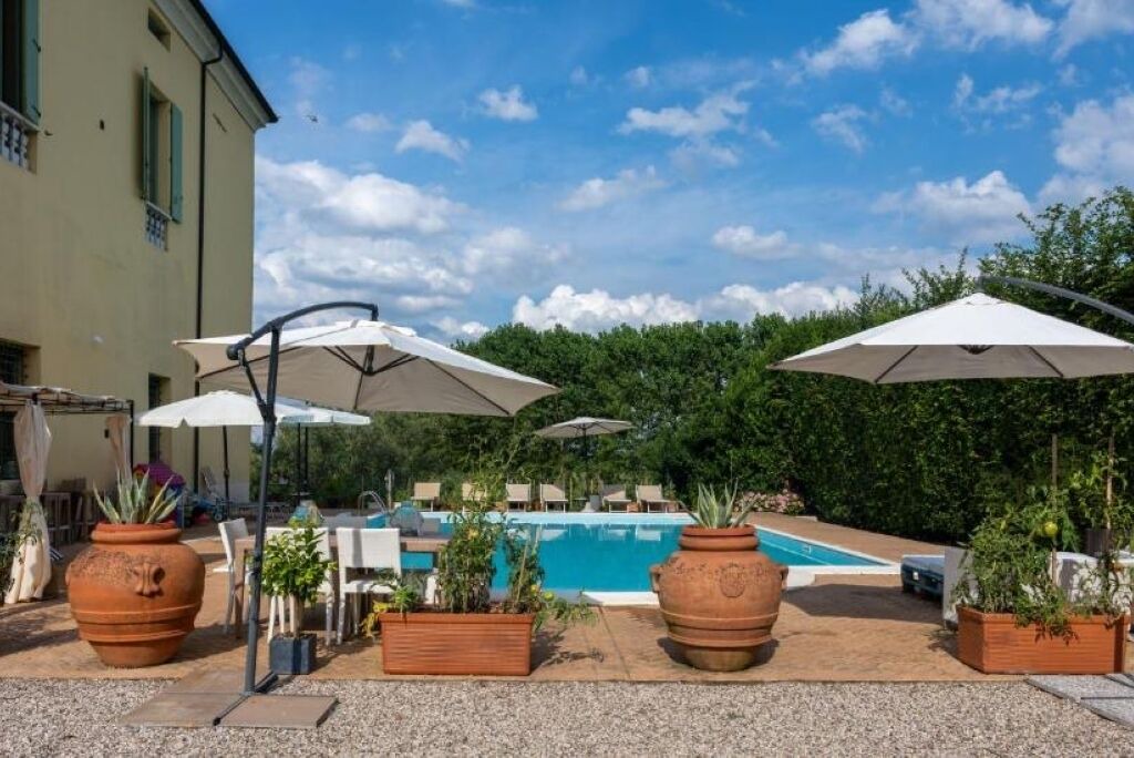 Photo of Outdoor in Goito