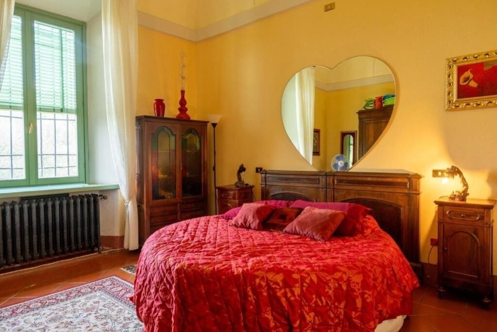 Photo of Bedroom in Goito