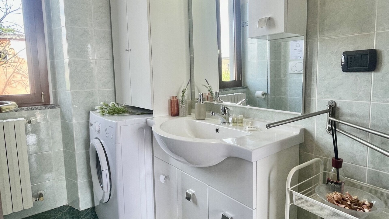Photo of Bathroom in Rho
