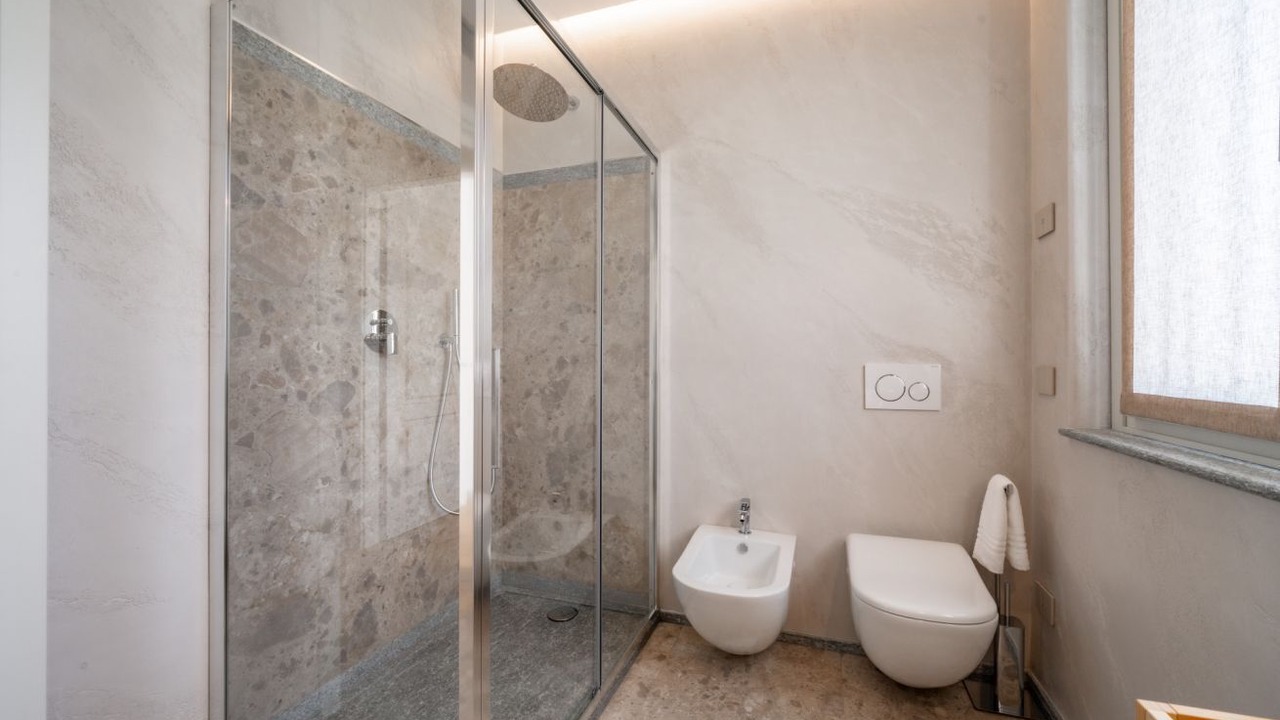 Photo of Bathroom in Dervio