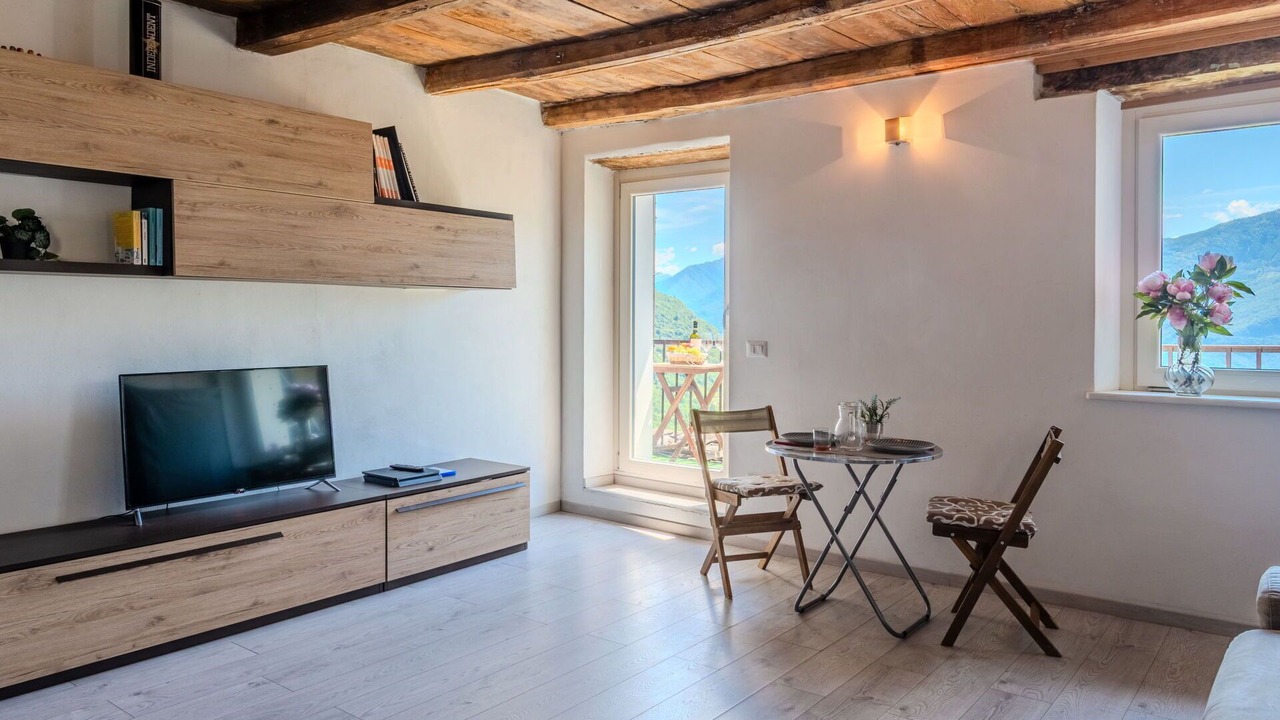 Photo of Bedroom in Dosso del Liro