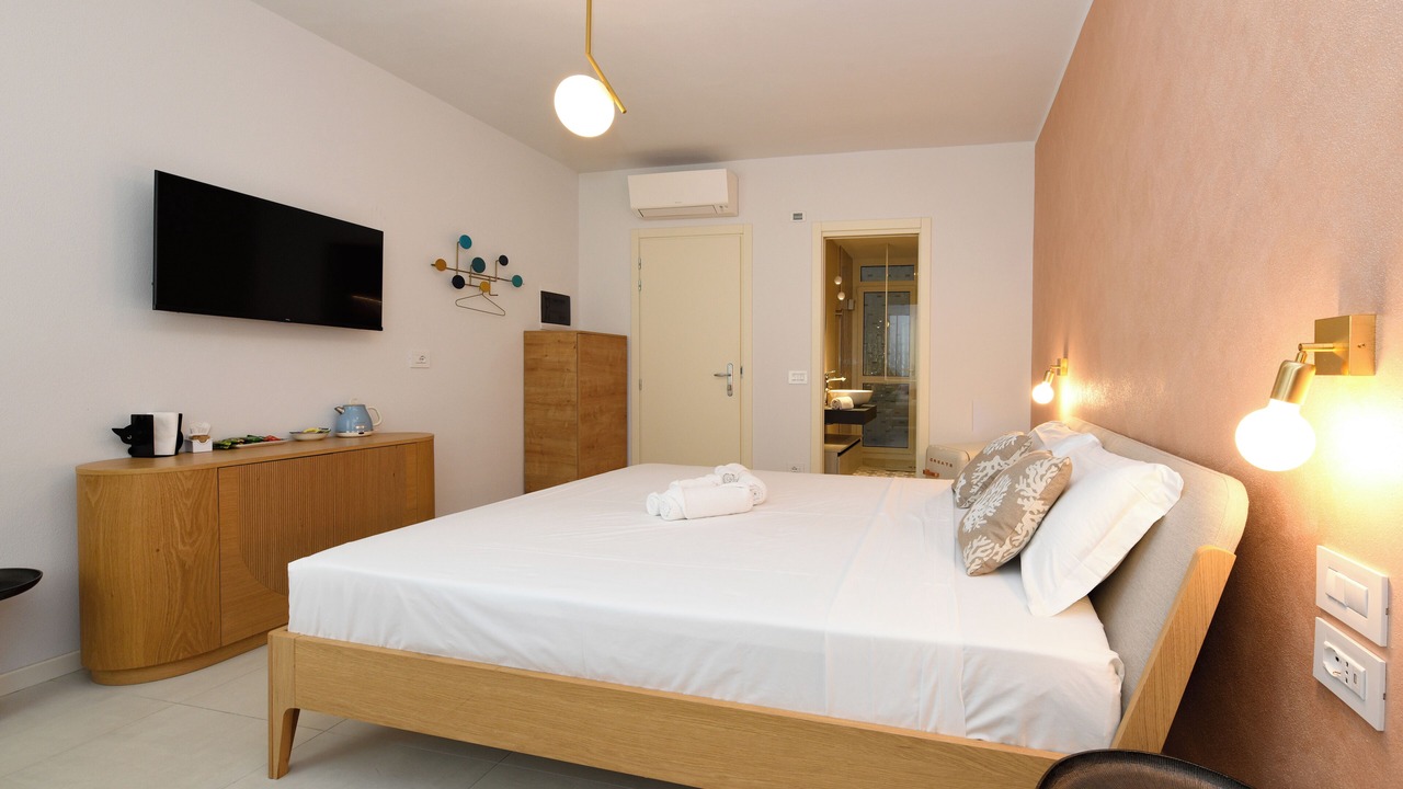 Photo of Bedroom in Sirmione