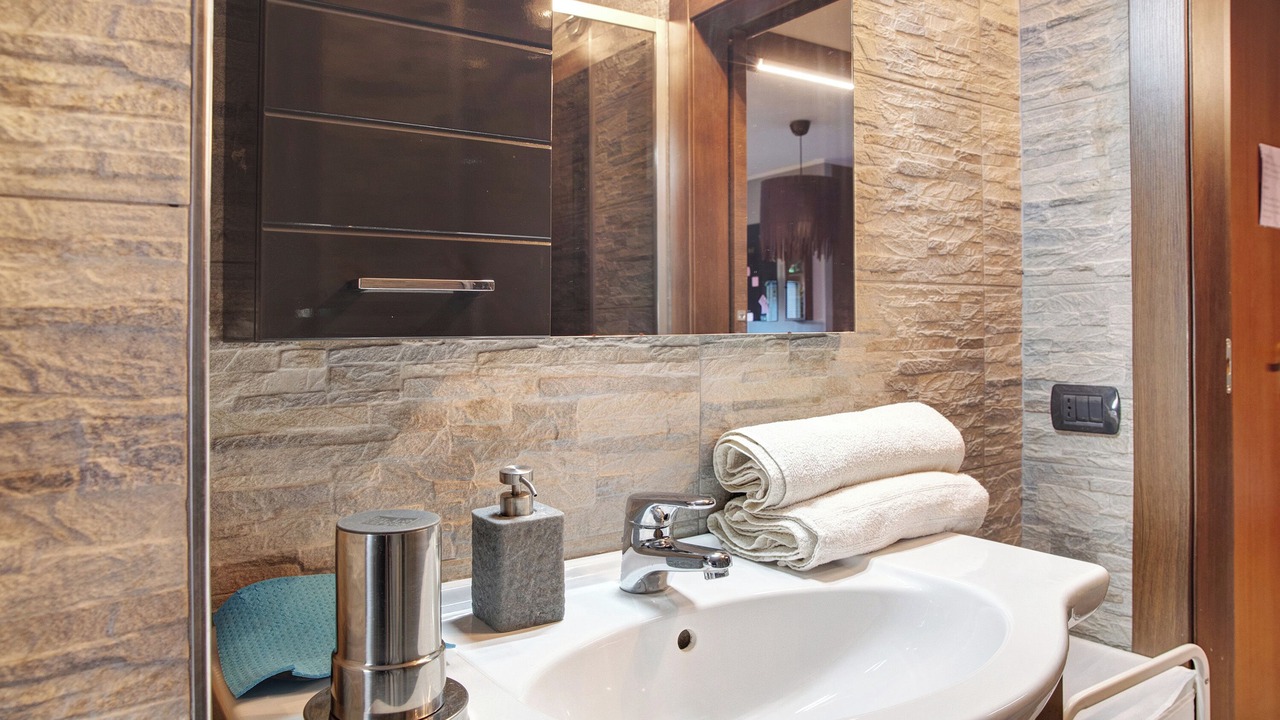 Photo of Bathroom in Tirano