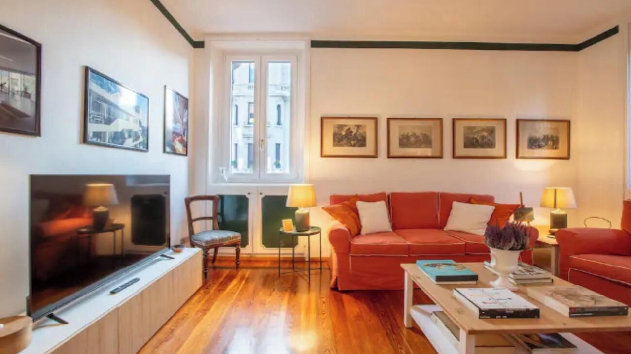 Photo of Livingroom in Magenta