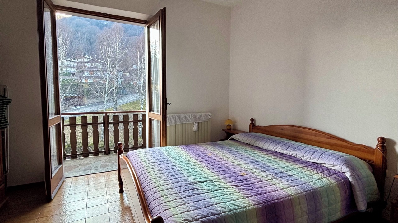 Photo of Bedroom in Selvino