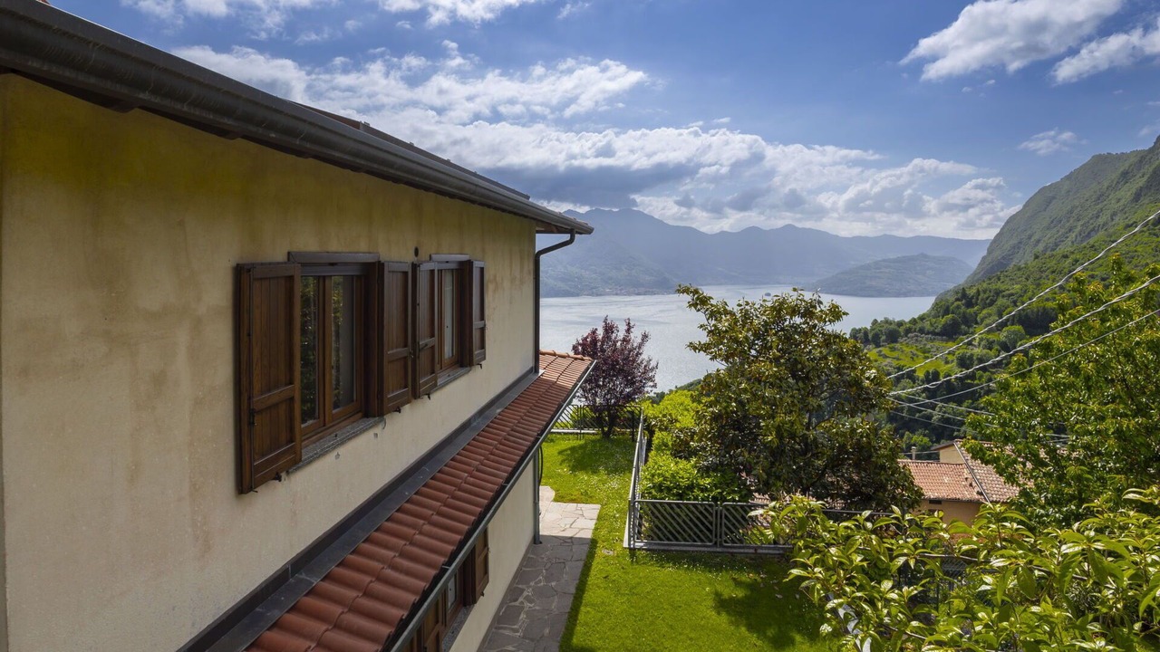 Photo of Patio Balcony in Riva di Solto