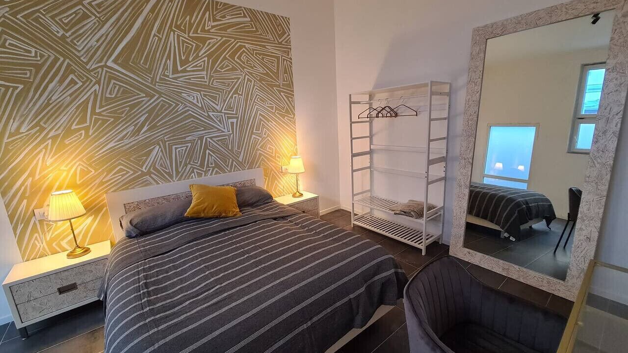 Photo of Bedroom in Magenta