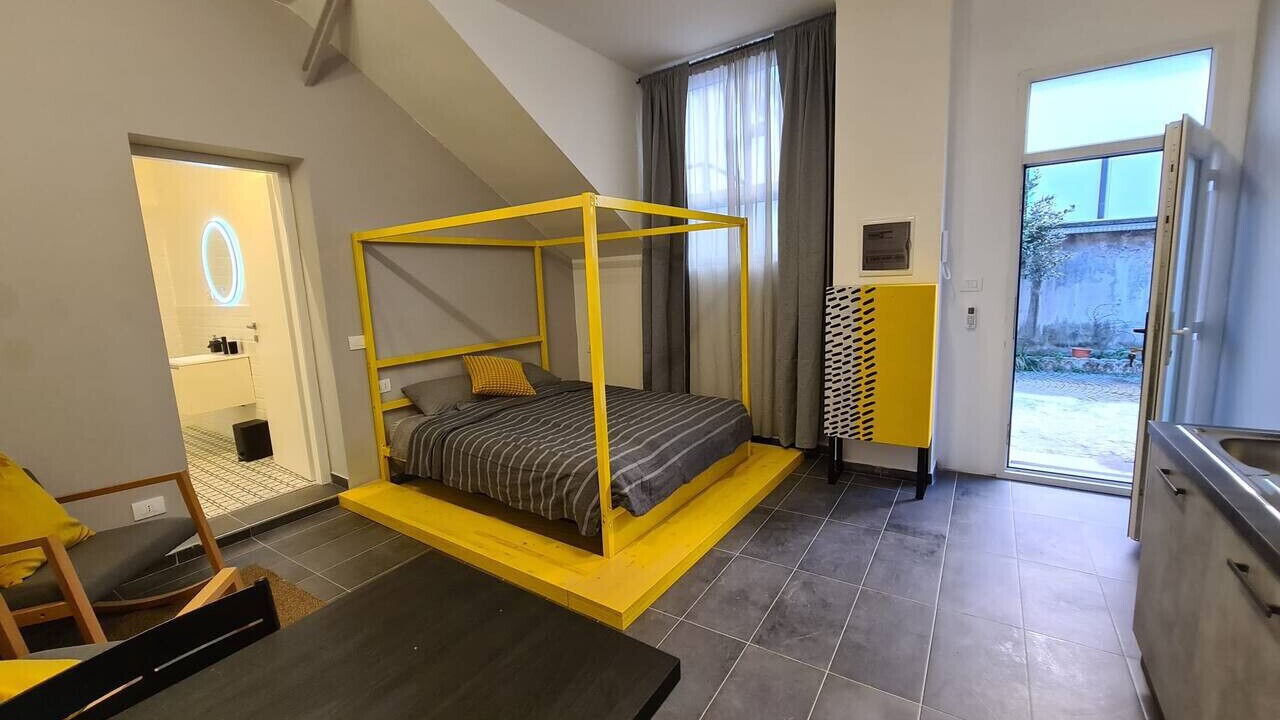 Photo of Bedroom in Magenta