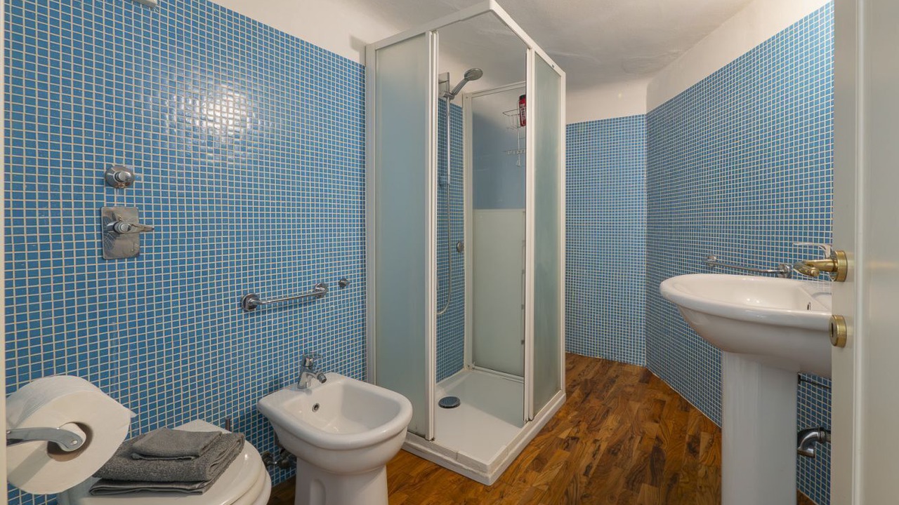 Photo of Bathroom in Central Station